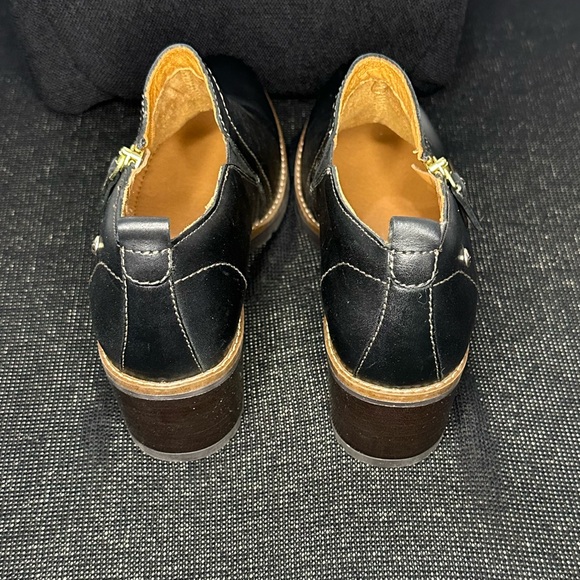 Pikolinos High-tops leather mid heel bootie - Picture 8 of 10